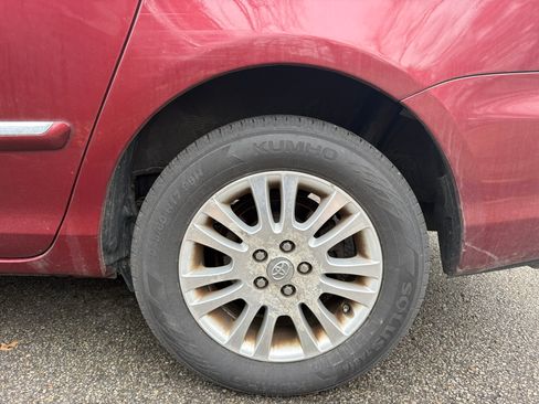 Used 2010 Toyota Sienna XLE Limited image 10