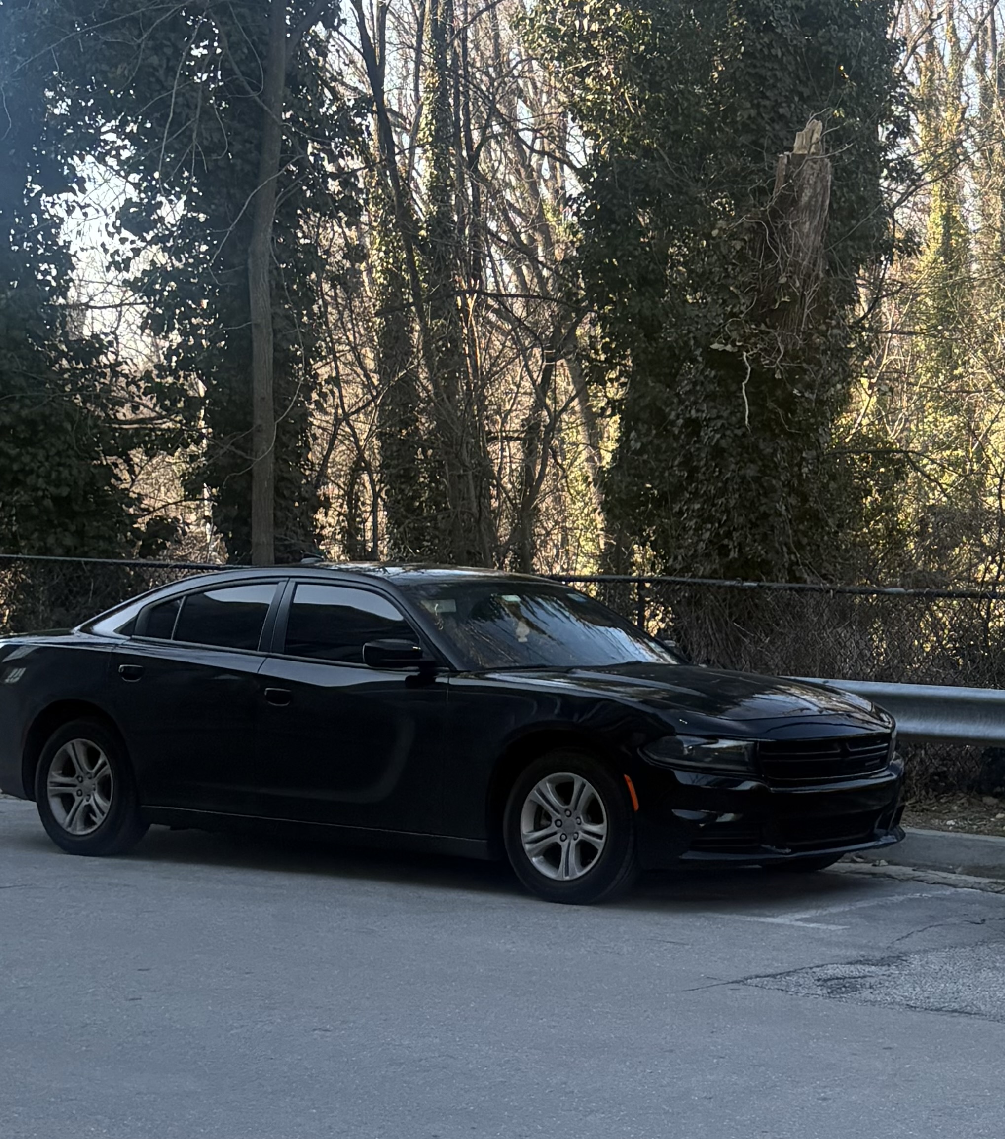 Used 2023 Dodge Charger SXT RWD image 1