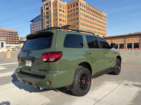 Used 2020 Toyota Sequoia TRD Pro image 5