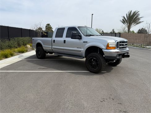 Used 2000 Ford F250 Long Bed image 2