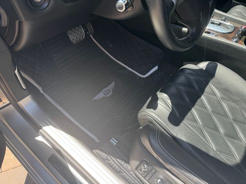 Used 2014 Bentley Flying Spur W12 image 9