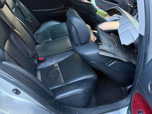 Used 2006 Lexus GS 300 w/ Preferred Accessory Pkg RWD image 7