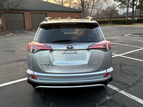 Used 2016 Toyota RAV4 XLE image 4