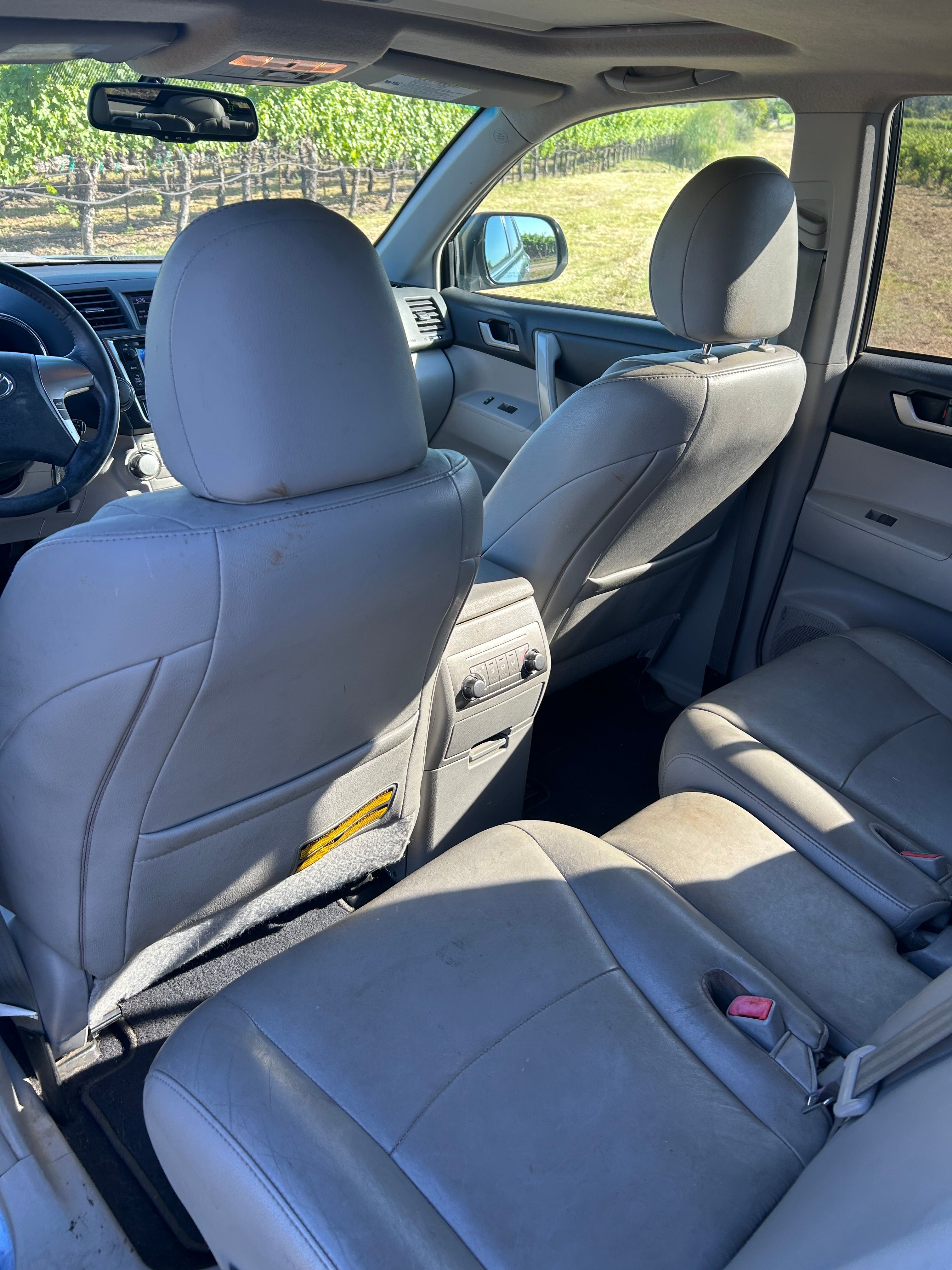 Used 2013 Toyota Highlander SE AWD/4WD image 6