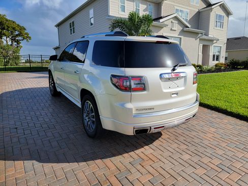 Used 2014 GMC Acadia Denali image 6