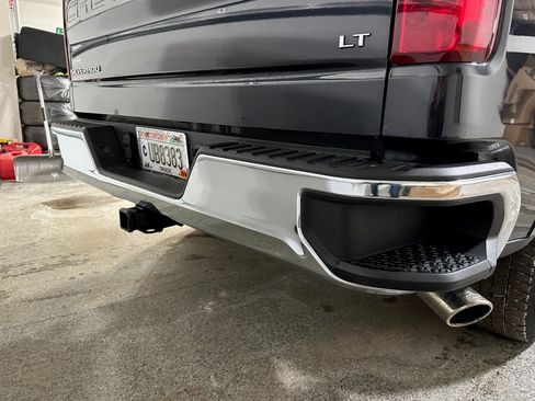 Used 2022 Chevrolet Silverado 1500 LT image 32