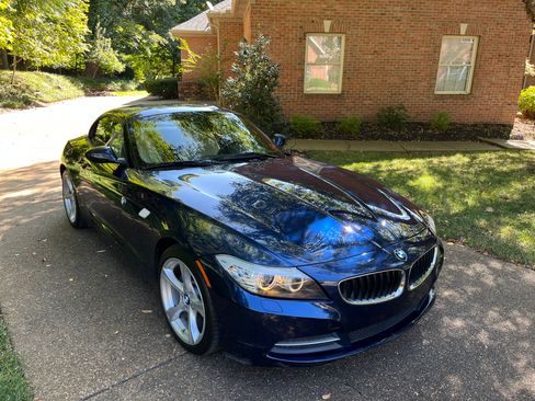 Used 2011 BMW Z4 sDrive30i RWD image 16