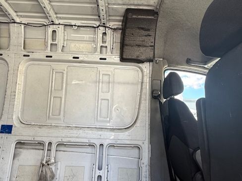 Used 2013 Mercedes-Benz Sprinter 2500 image 12