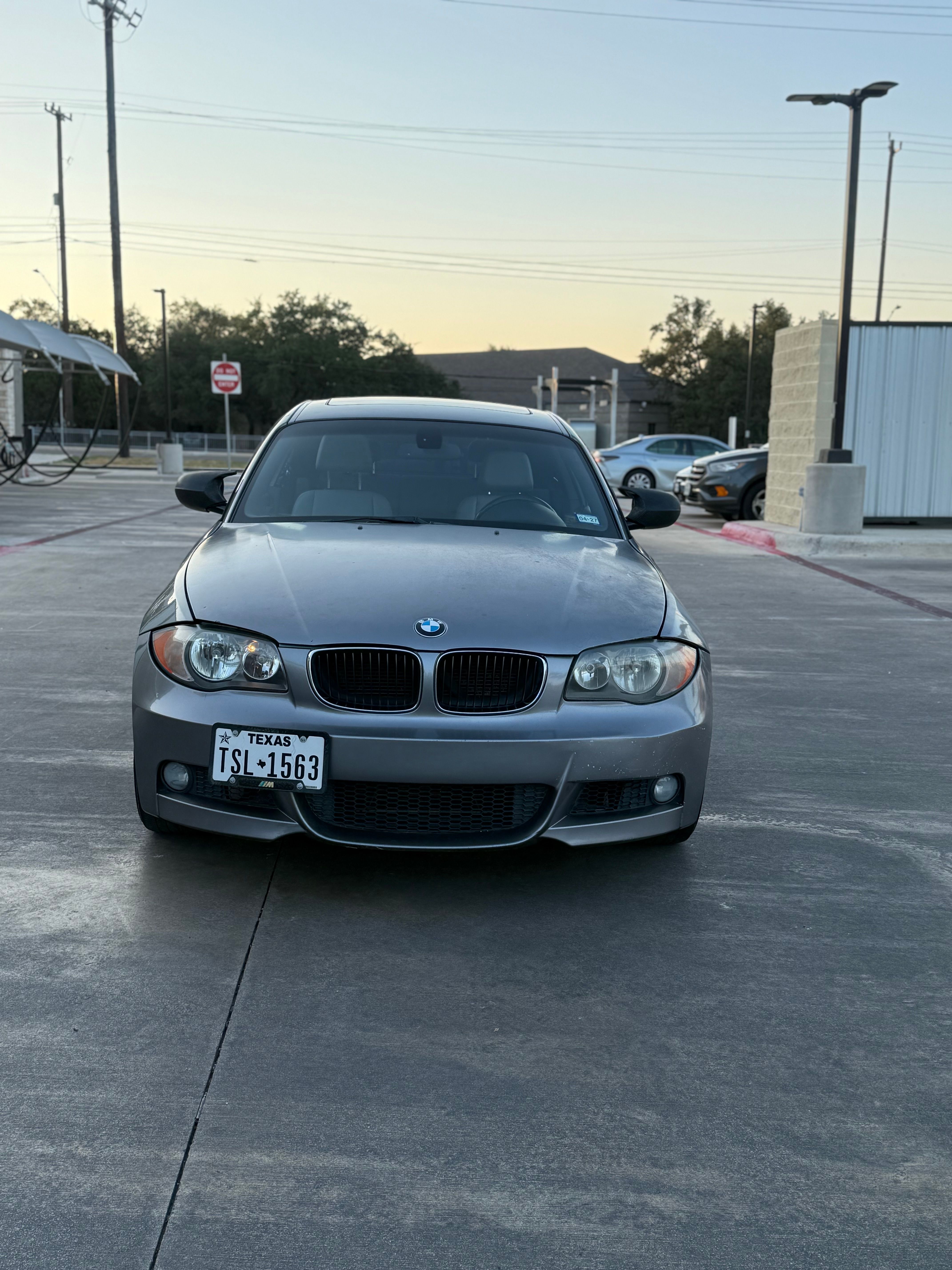 Used 2011 BMW 128i Coupe RWD image 1