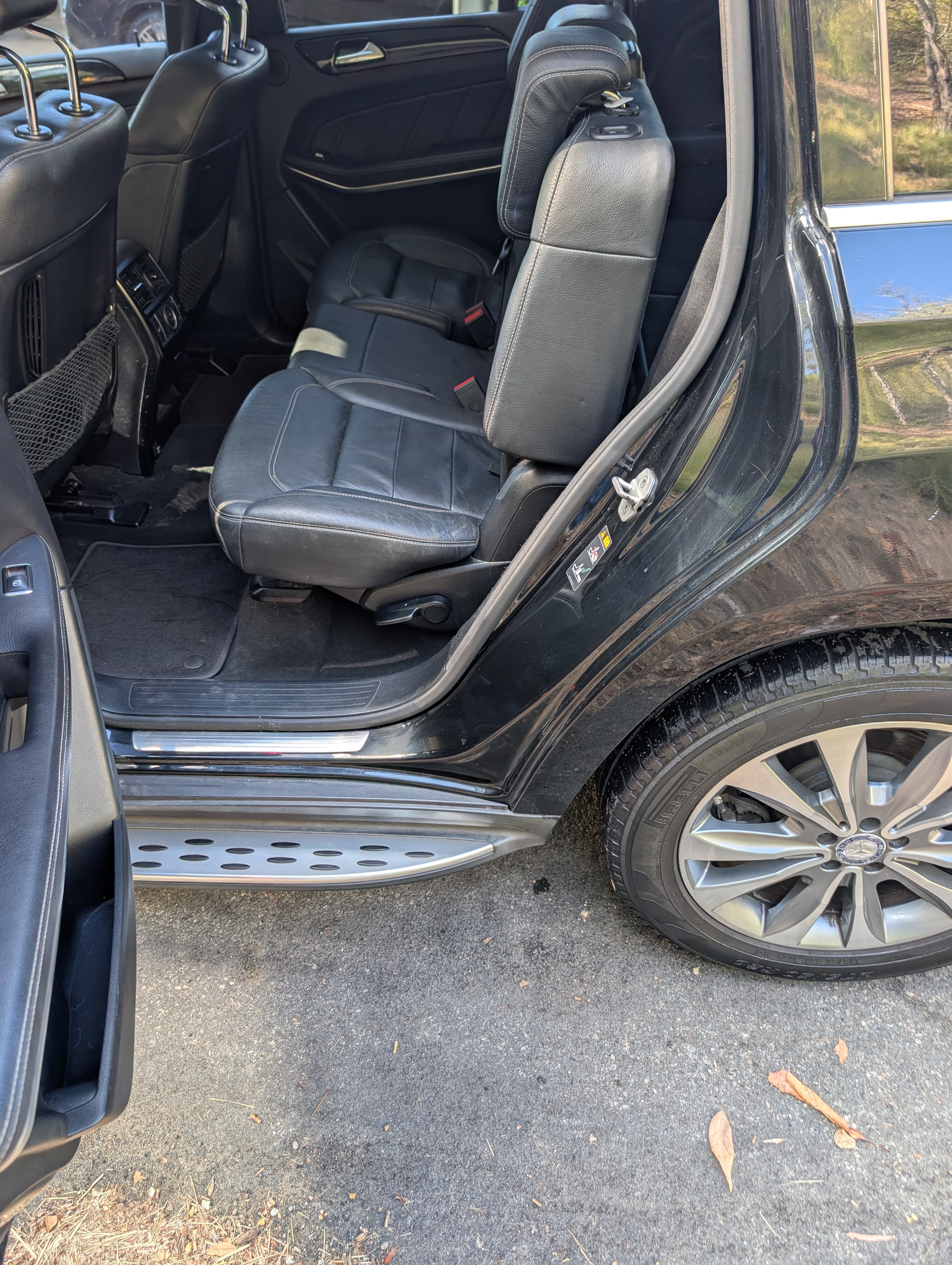 Used 2014 Mercedes-Benz GL 450 4MATIC image 5