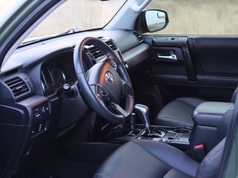 Used 2020 Toyota 4Runner TRD Pro AWD/4WD image 8