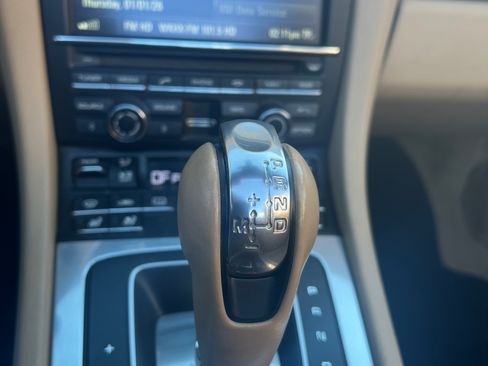 Used 2014 Porsche 911 Carrera image 19