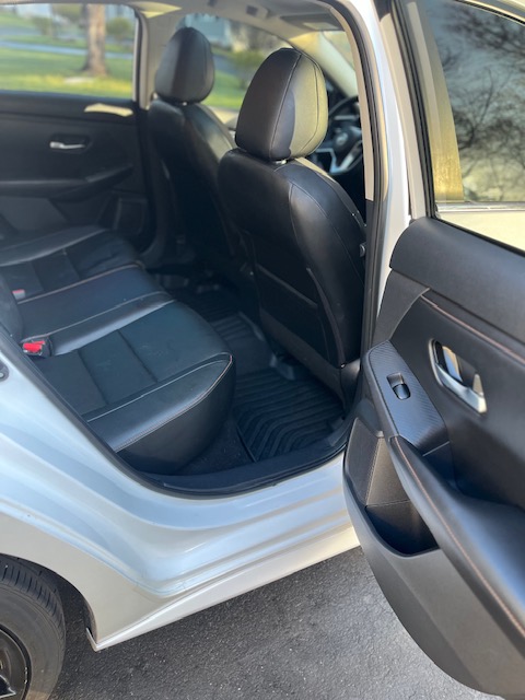Used 2020 Nissan Sentra SR w/ Premium Package FWD image 8