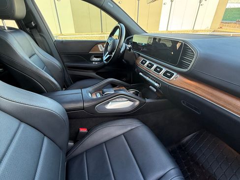 Used 2022 Mercedes-Benz GLS 450 4MATIC image 20