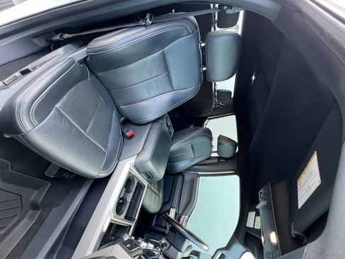 Used 2022 Ford F350 Lariat w/ Lariat Value Package image 21