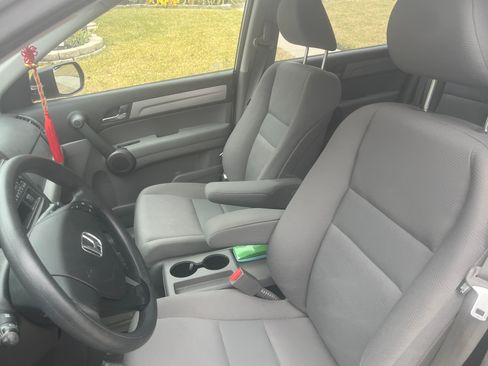 Used 2010 Honda CR-V LX image 4