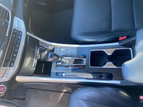 Used 2013 Honda Accord EX-L image 12