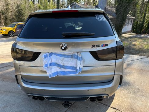 Used 2017 BMW X5 M image 6