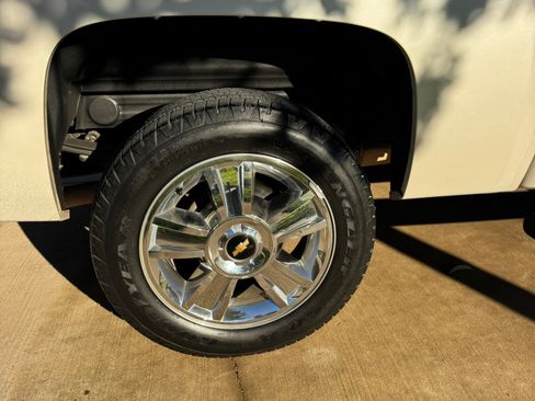 Used 2012 Chevrolet Silverado 1500 LT image 6