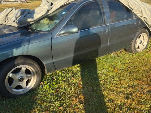 Used 1996 Chevrolet Impala SS image 1