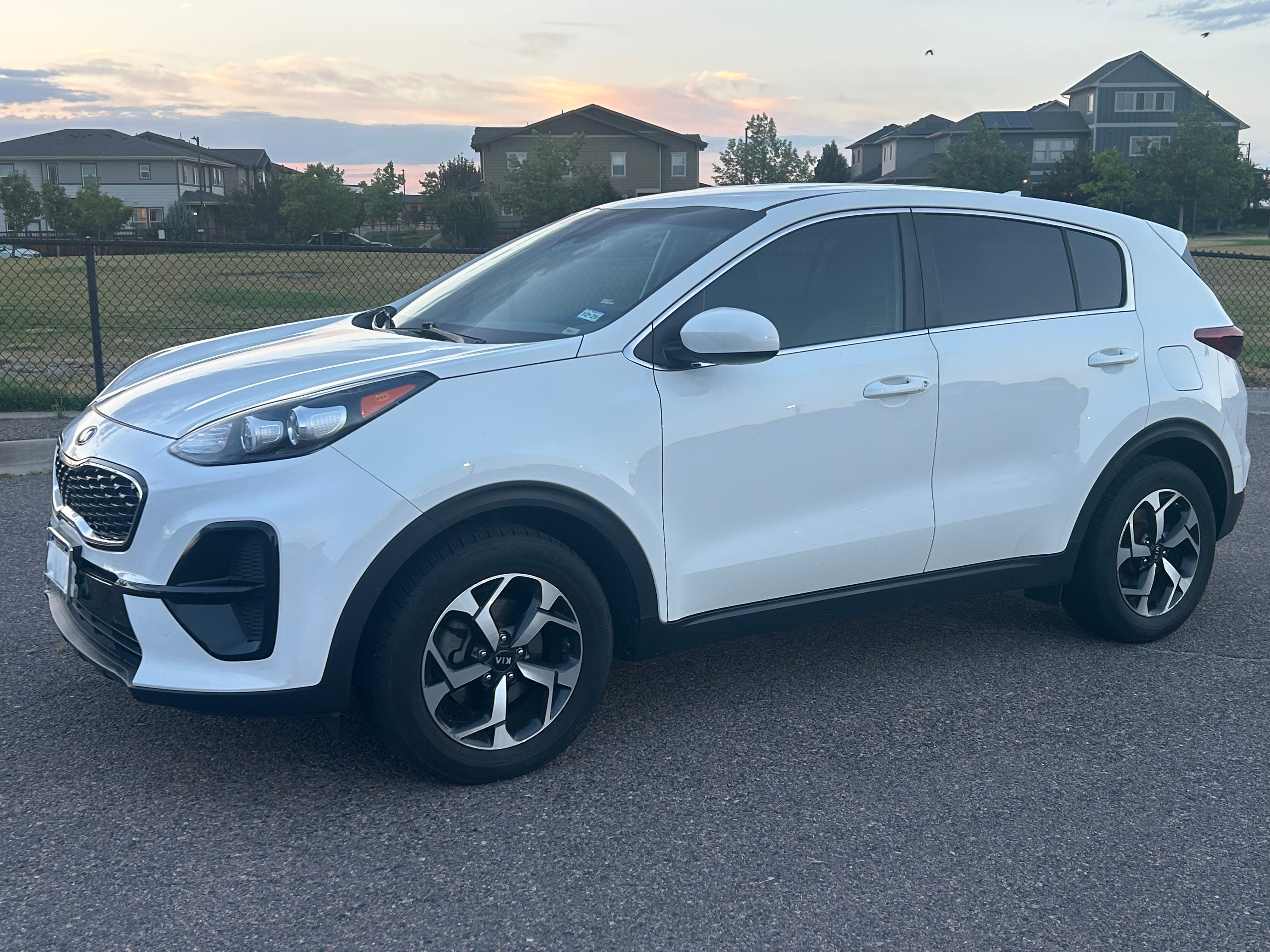 Used 2021 Kia Sportage LX FWD image 2