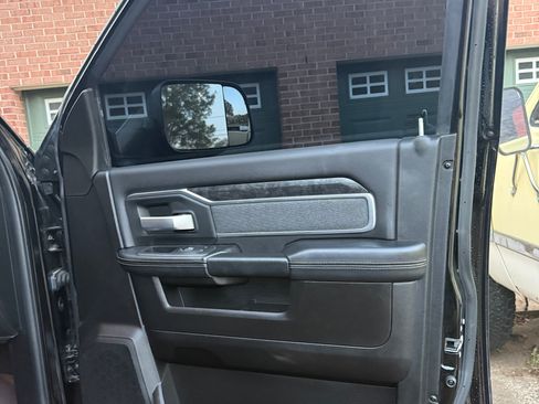 Used 2019 RAM 2500 Big Horn image 10