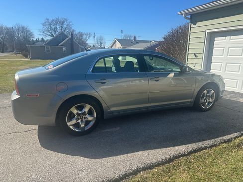 Used 2009 Chevrolet Malibu LT image 1
