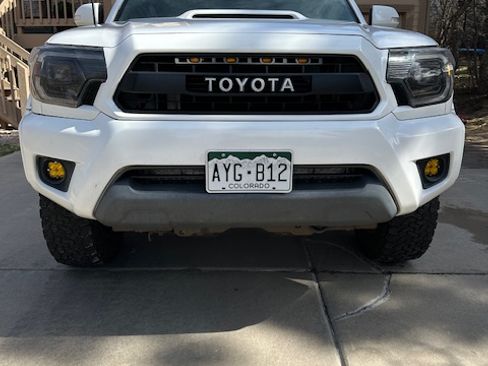 Used 2013 Toyota Tacoma PreRunner w/ TRD Sport Pkg image 4