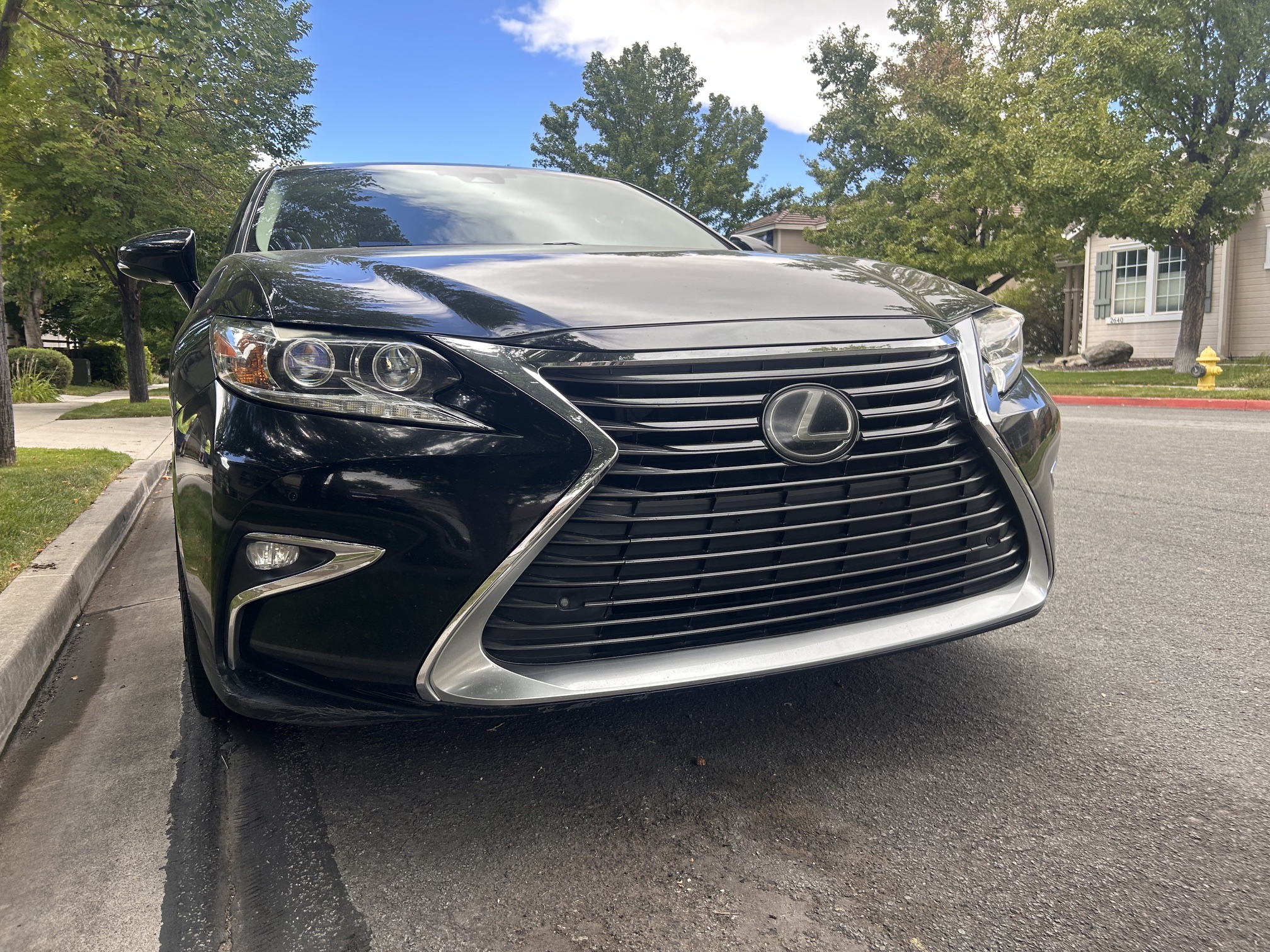 Used 2016 Lexus ES 350 w/ Luxury Package w/Wood Trim FWD image 5