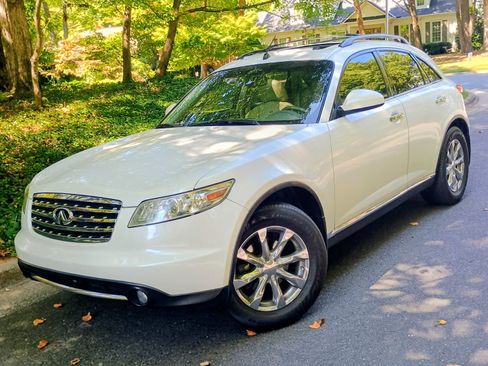 Used 2008 INFINITI FX35 2WD w/ Touring Pkg image 4