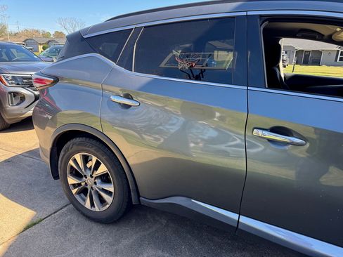 Used 2017 Nissan Murano SV FWD image 8