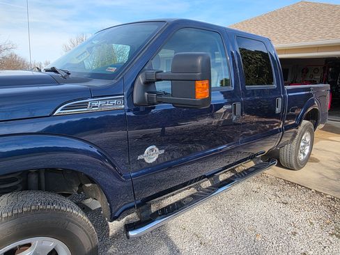 Used 2013 Ford F250 XLT w/ XLT Interior Pkg image 6