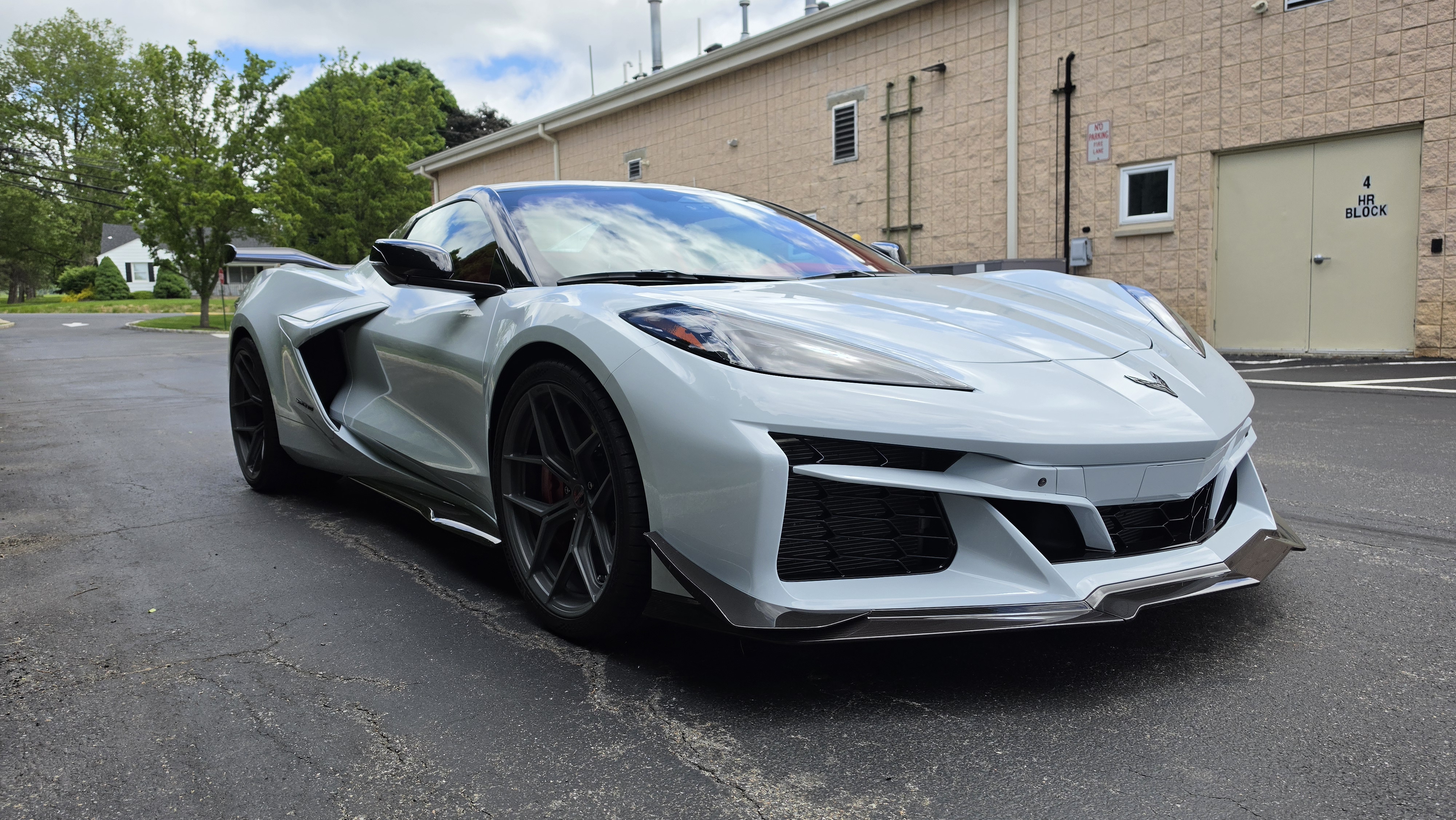 Used 2024 Chevrolet Corvette Z06 w/ Z07 Performance Package RWD image 6