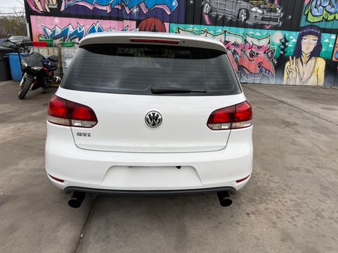 Used 2014 Volkswagen GTI Wolfsburg Edition image 2