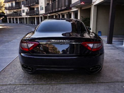 Used 2014 Maserati GranTurismo Sport image 7