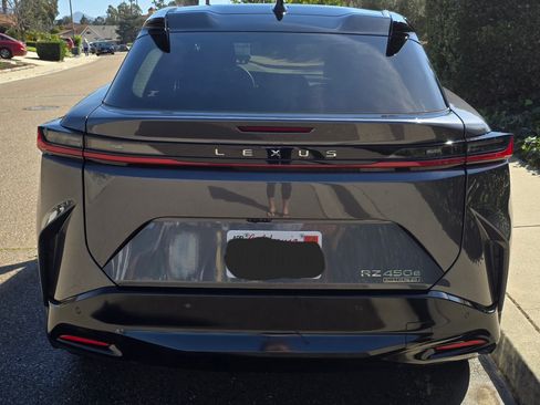 Used 2023 Lexus RZ 450e Premium w/ Accessory Package (Z1) image 6