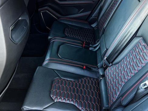 Used 2021 Lamborghini Urus image 25