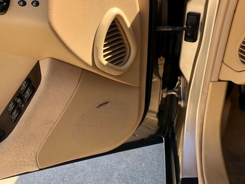 Used 2002 Mercedes-Benz S 500 image 12