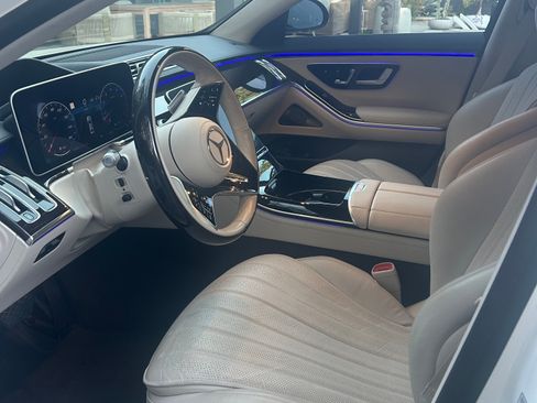 Used 2022 Mercedes-Benz S 580 4MATIC Sedan image 2