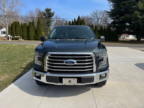Used 2015 Ford F150 XLT w/ Equipment Group 301A Mid image 4