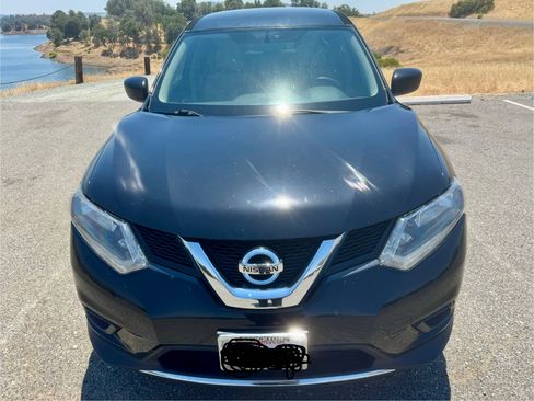 Used 2016 Nissan Rogue S image 5