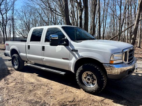 Used 2004 Ford F350 Lariat image 8