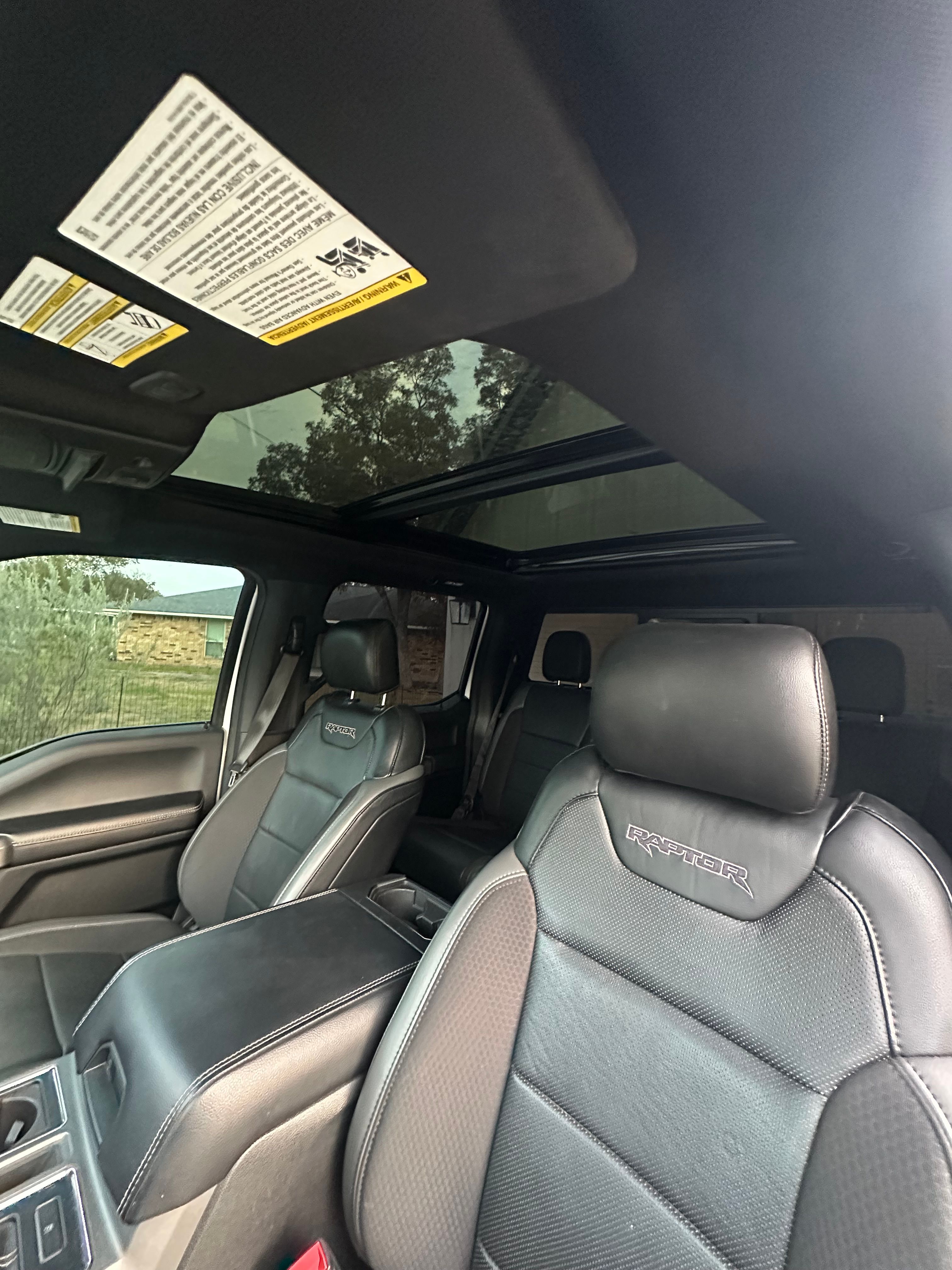 Used 2019 Ford F150 Raptor w/ Equipment Group 802A Luxury AWD/4WD image 9