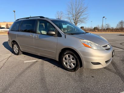 Used 2009 Toyota Sienna LE