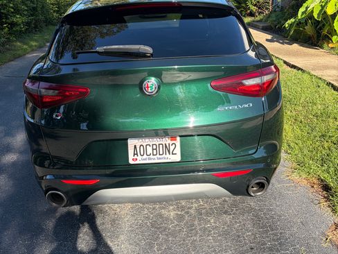 Used 2020 Alfa Romeo Stelvio Ti AWD/4WD image 16