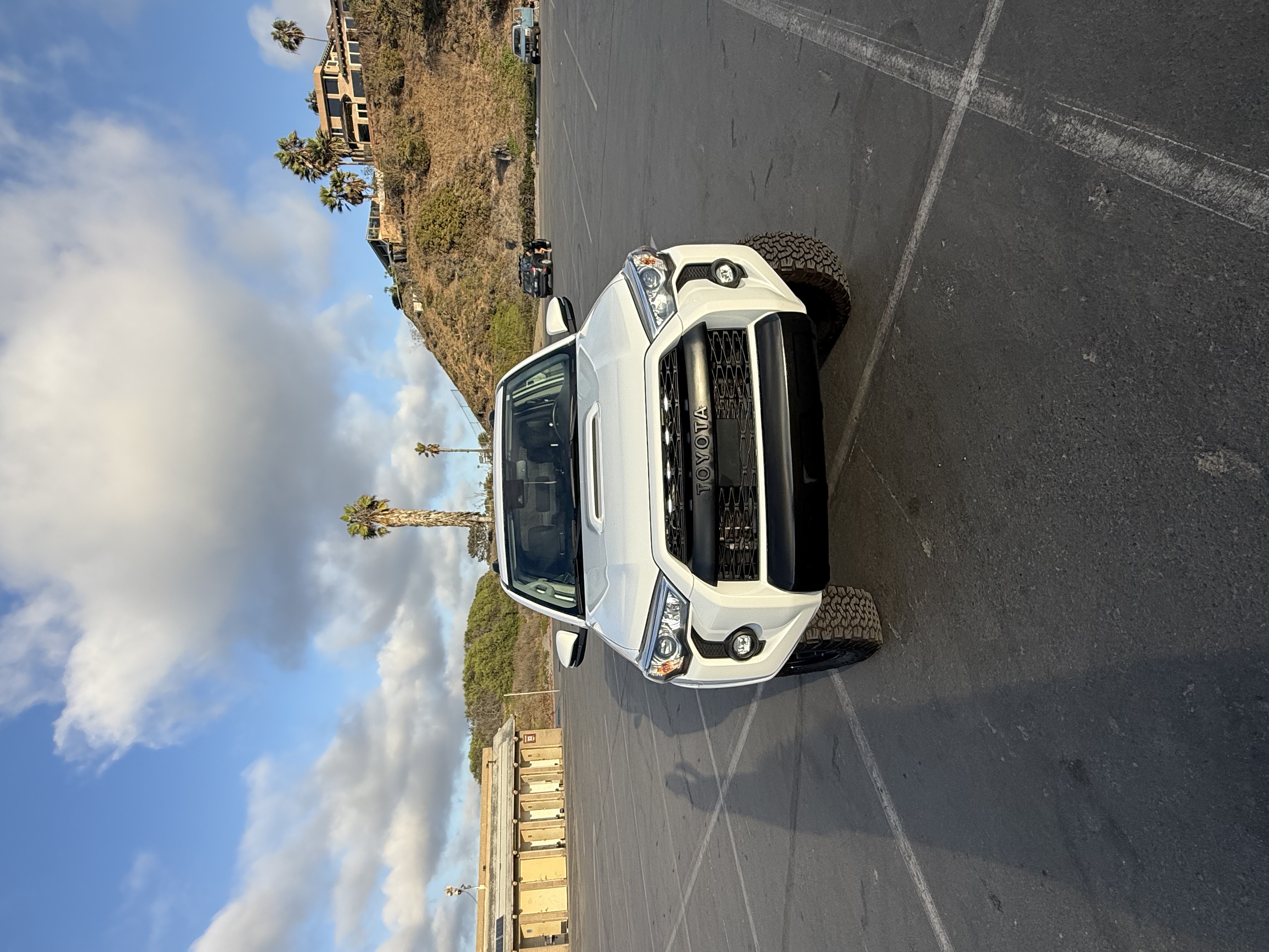 Used 2021 Toyota 4Runner TRD Off-Road Premium AWD/4WD image 2
