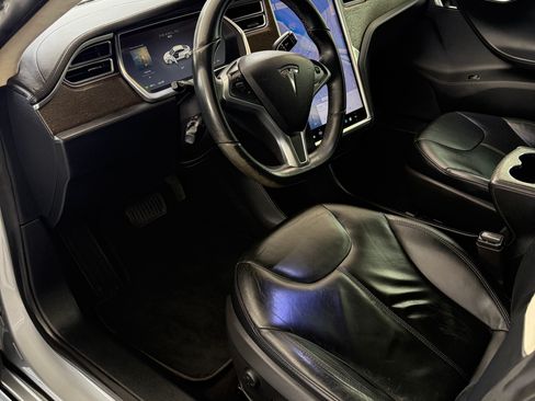 Used 2014 Tesla Model S P85 image 6