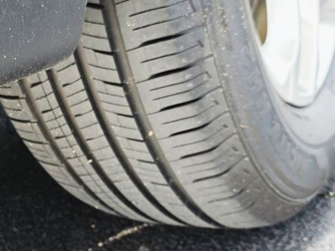 Used 2018 Chevrolet Traverse LS image 22