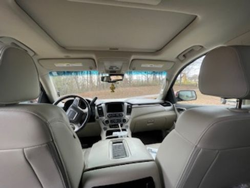 Used 2020 GMC Yukon Denali w/ Open Road Package image 9