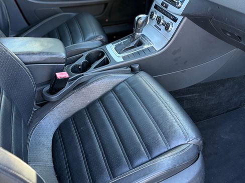 Used 2013 Volkswagen CC Sport FWD image 19